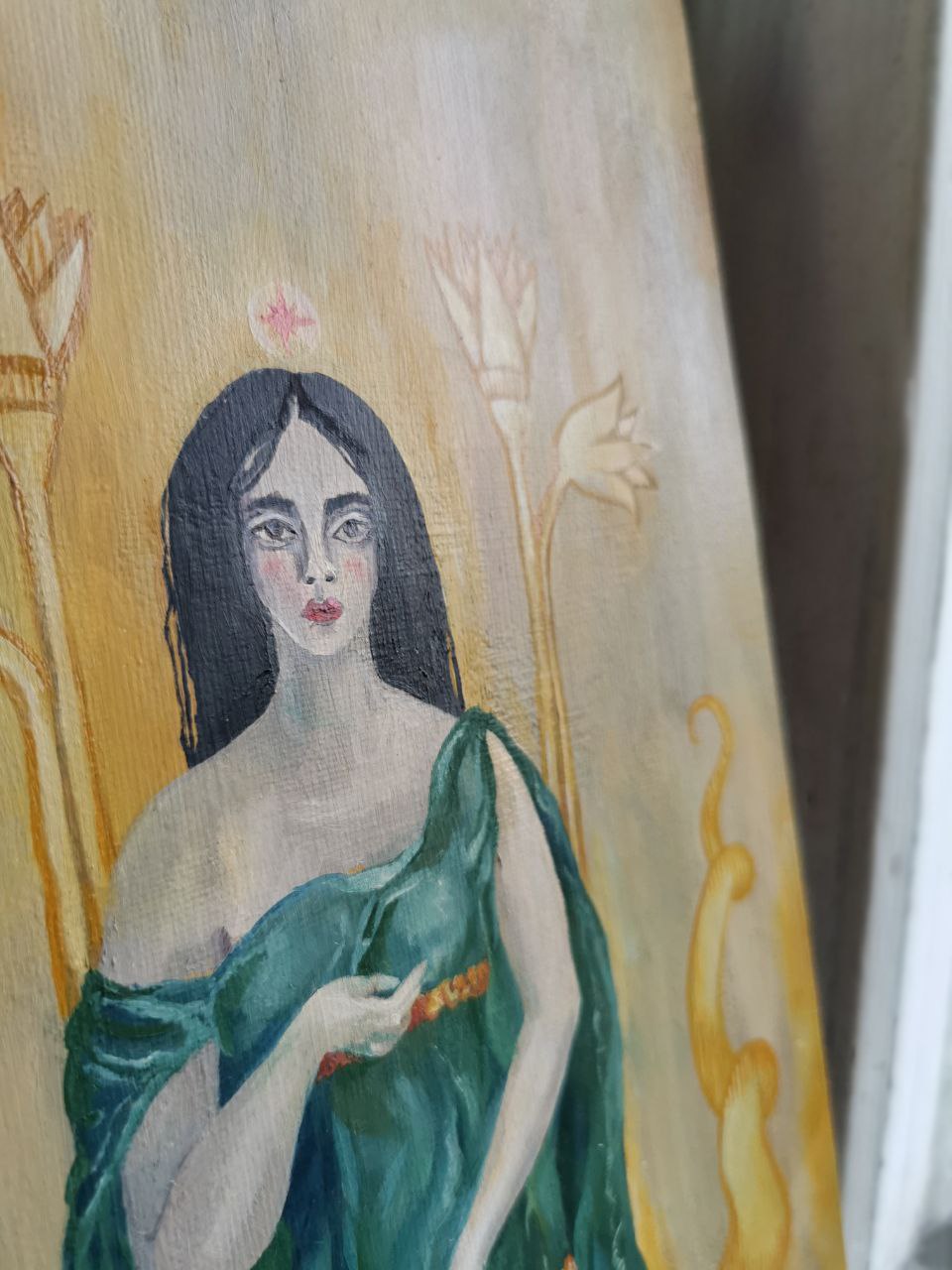 Три девицы под окном...